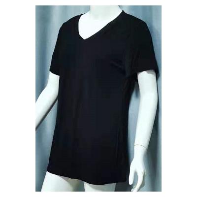 V-neck t-shirts